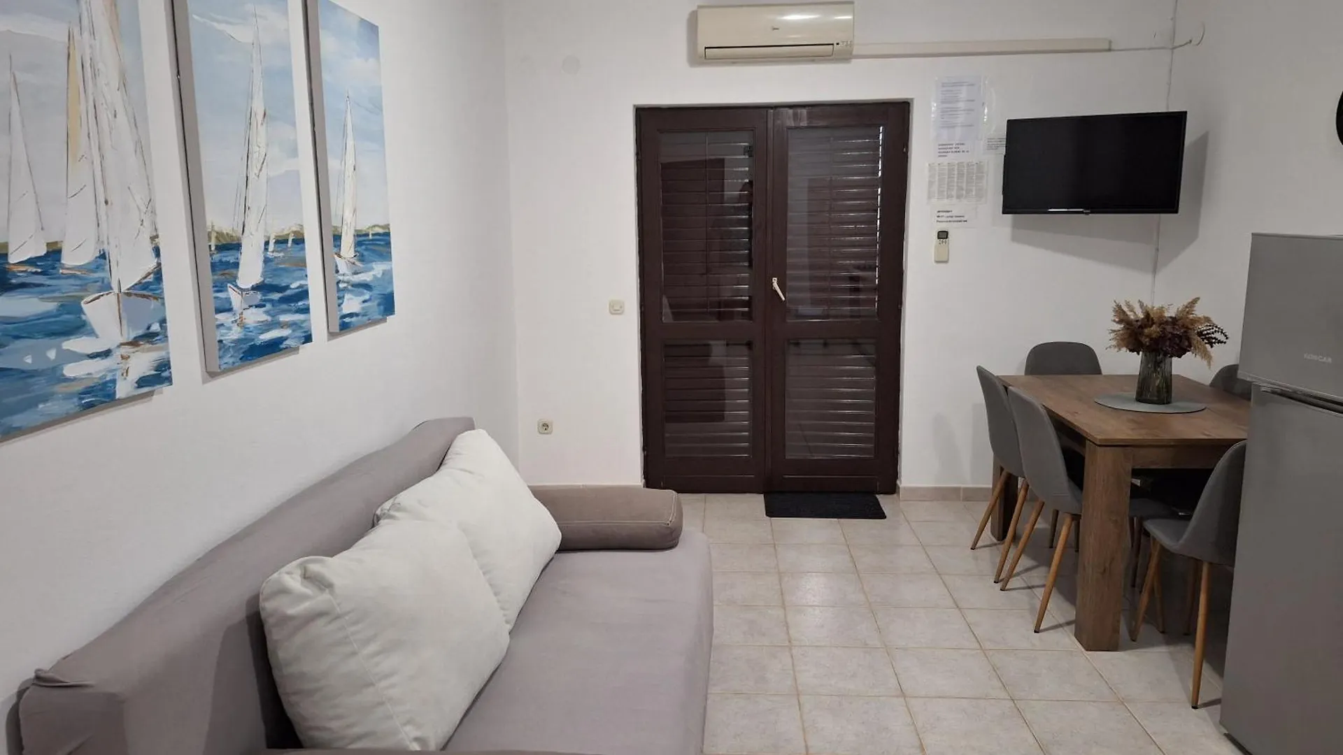 Rumora Ivan Apartment Povljana 0*,  Chorvatsko